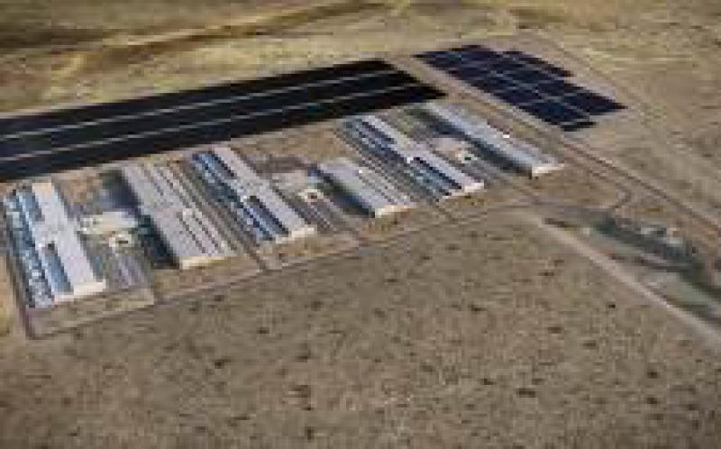 新墨西哥準(zhǔn)備為Facebook數(shù)據(jù)中心批準(zhǔn)100兆瓦的太陽能電池