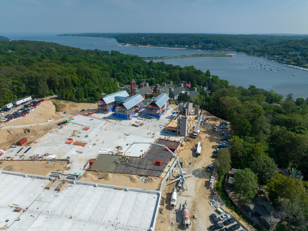 斯堪斯卡公司為紐約人工智能研究大樓進行木結構封頂