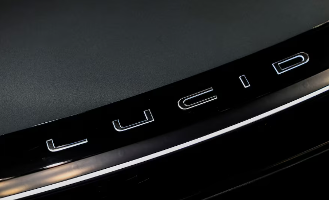 Lucid集團調(diào)整2025年產(chǎn)量預(yù)期并擴大融資規(guī)模